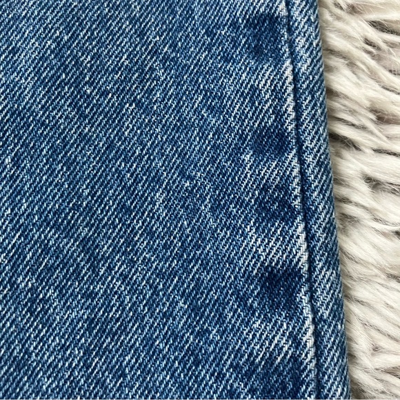 Levi’s 24/30– 501 Premium- Classic Blue Denim Jeans Button Fly - Picture 6 of 13